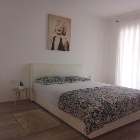 Apartmani Biba 诺维·维诺多尔斯基 外观 照片